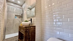 Photo 27- click for photo gallery